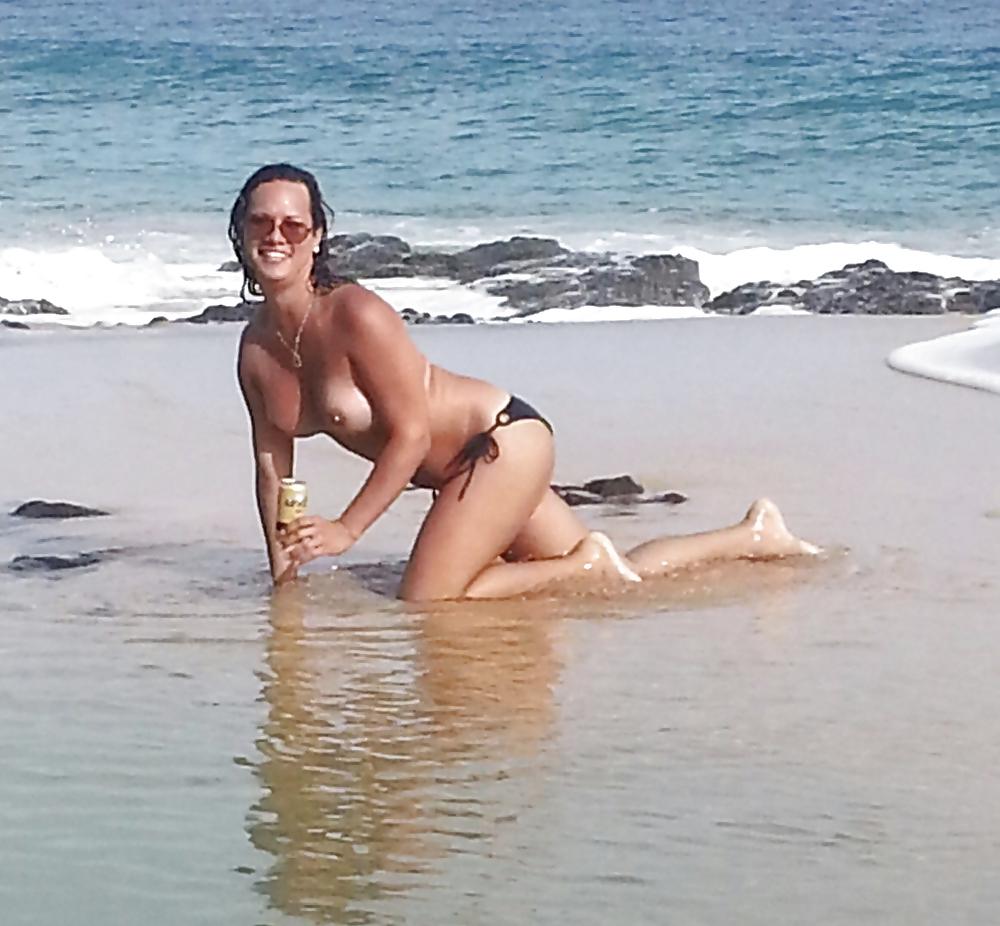 14P Kauai's Secret Beach