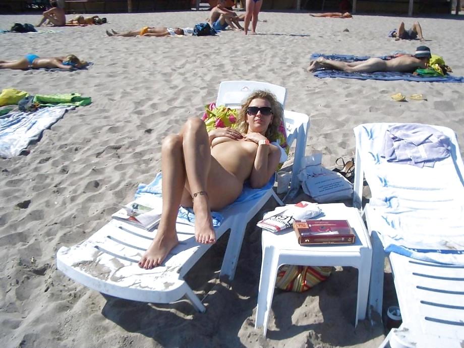 25P One day on the beach