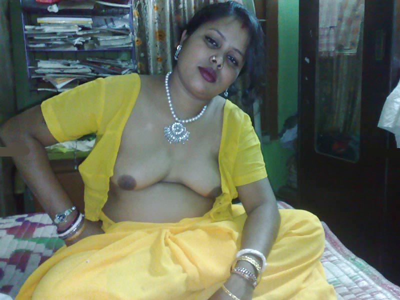 15P Indian Milfs v1.2