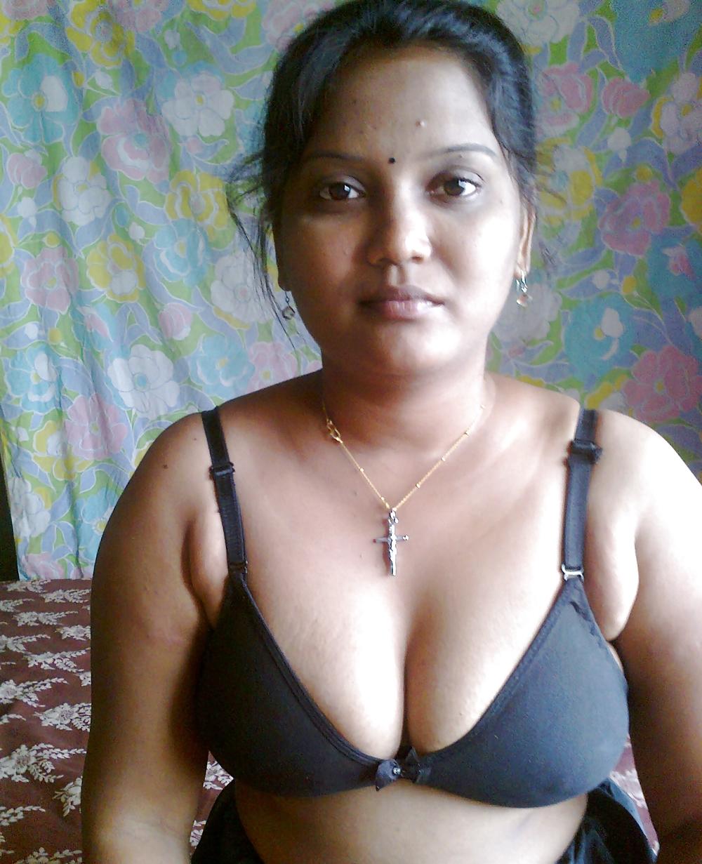 17P Indian Milfs v1.3