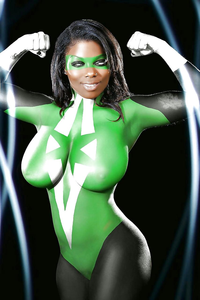 25P Ebony domina 4
