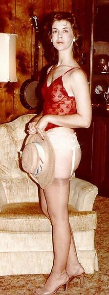 25P Mature Horny Woman - Susan