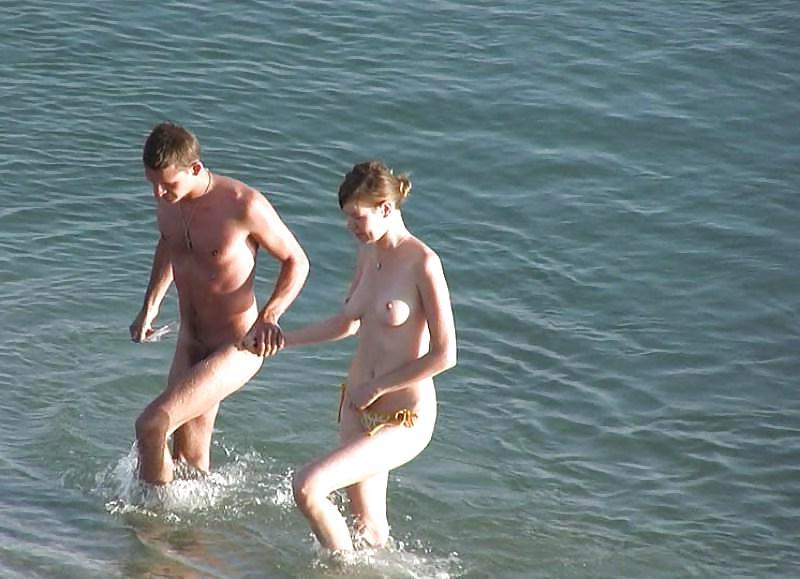 25P Nudist Beach Fun