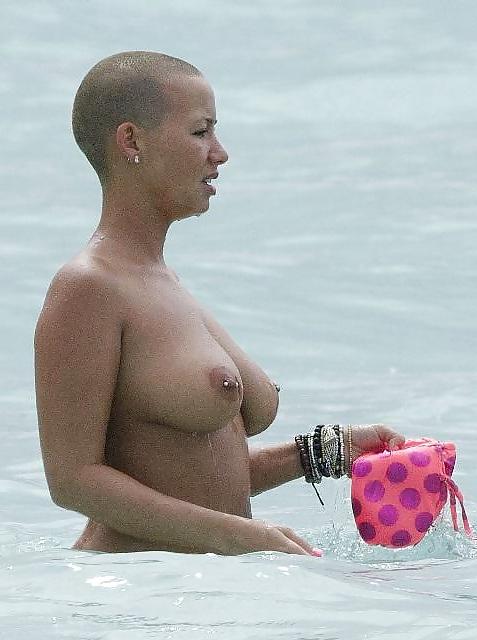 25P Beach Babes 32