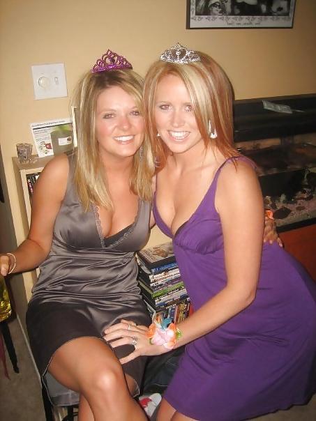 25P Random sexy non nude woman