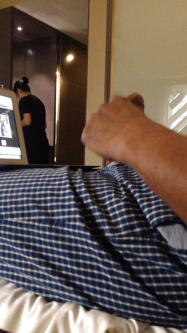23P Flash hotel maid