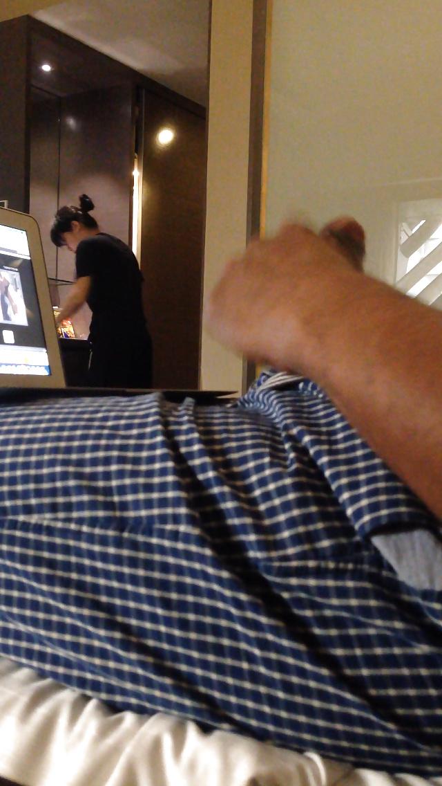 23P Flash hotel maid