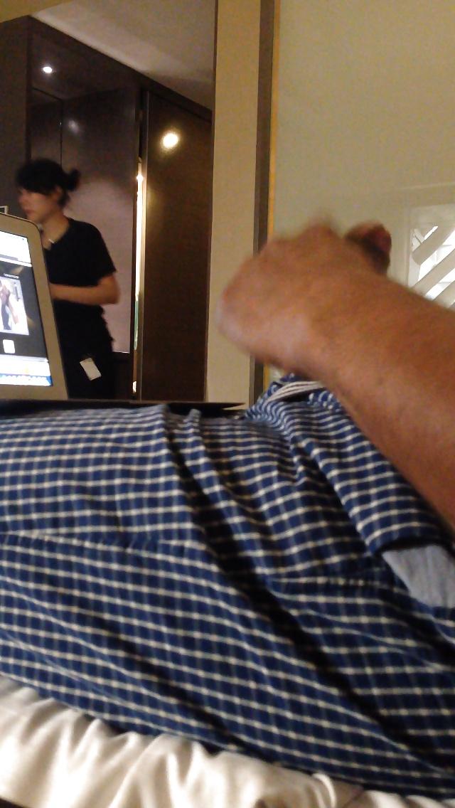 23P Flash hotel maid