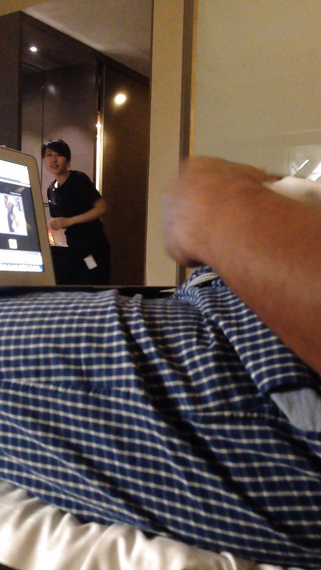 23P Flash hotel maid