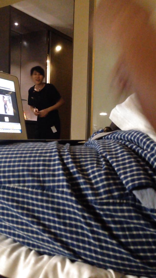 23P Flash hotel maid