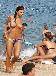 25P Naked on the beach 7