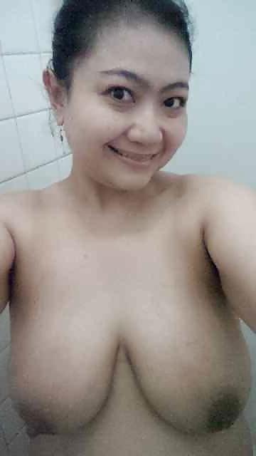 6P Hijab milf from bandung indonesia