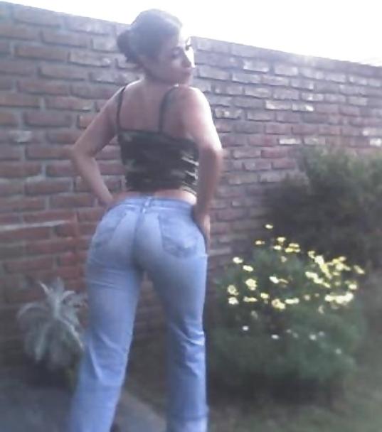 25P Girls in tight pants 22