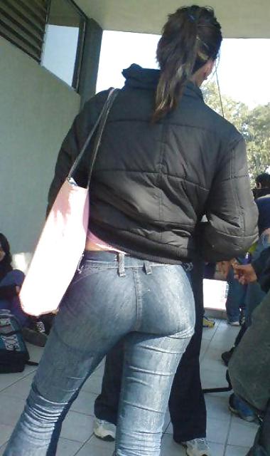 25P Girls in tight pants 22