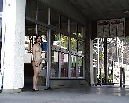 20P Japanese Mature Woman 110