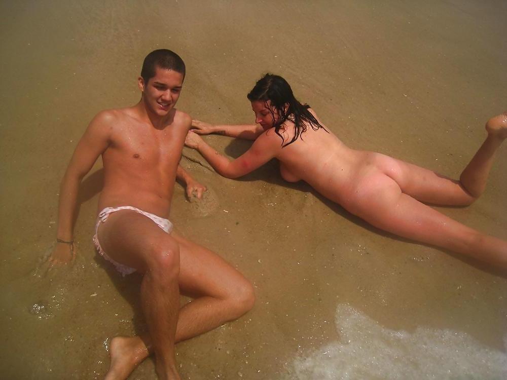 25P Beach Bums