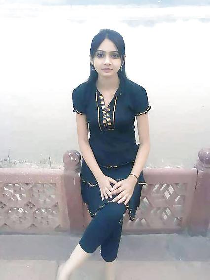 25P Beautiful Woman