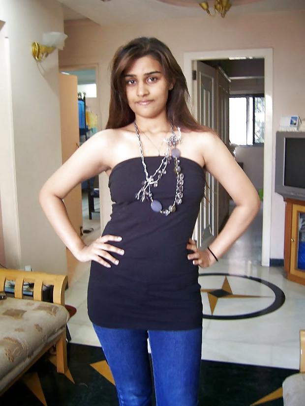 25P Beautiful Woman