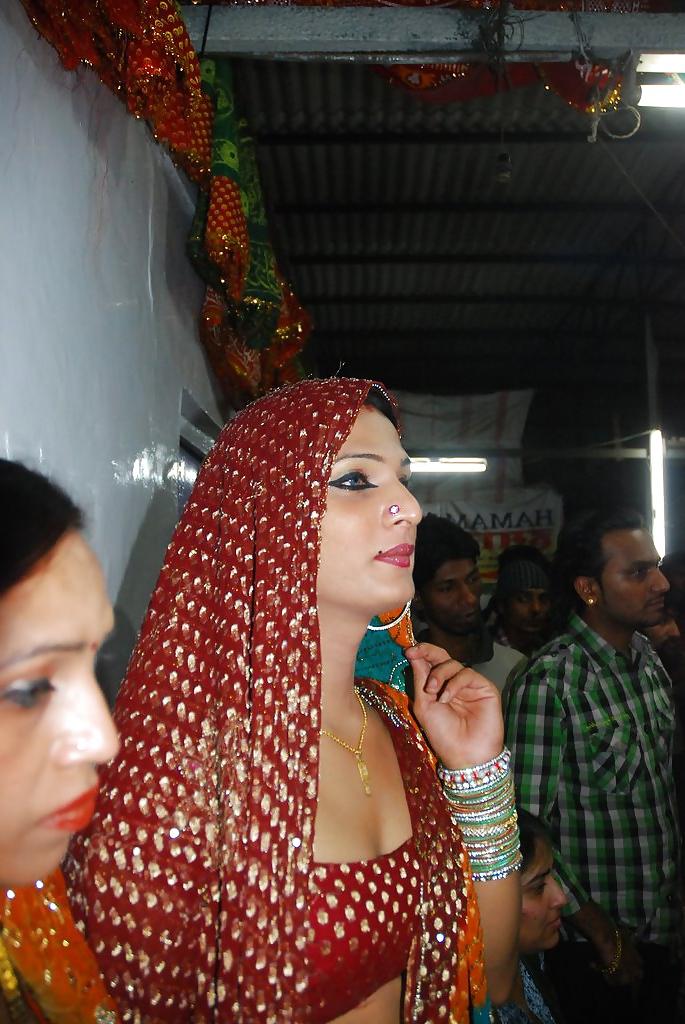 25P Beautiful Woman