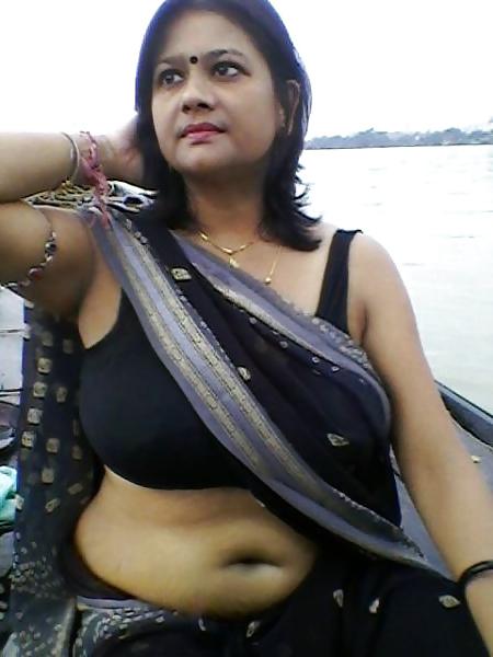 25P Beautiful Woman