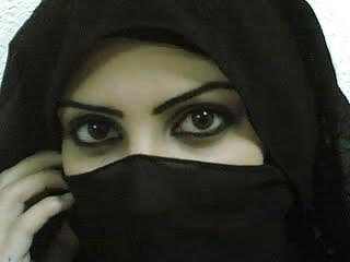 25P Beautiful Woman