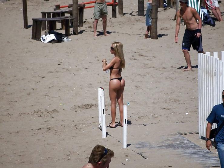 24P THONGS AT THE BEACH