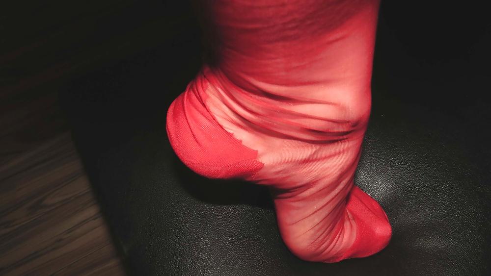 25P Red RHT Nylons and Heels