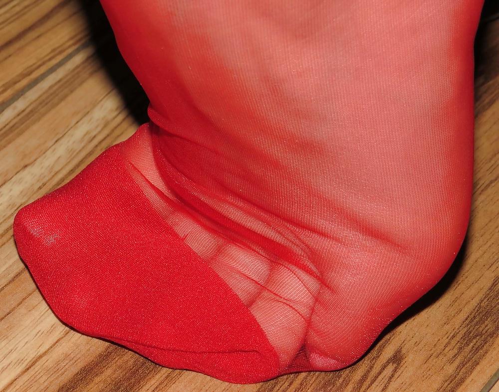 25P Red RHT Nylons and Heels