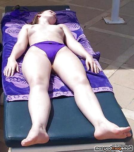 19P Bikini babe sucking it deep