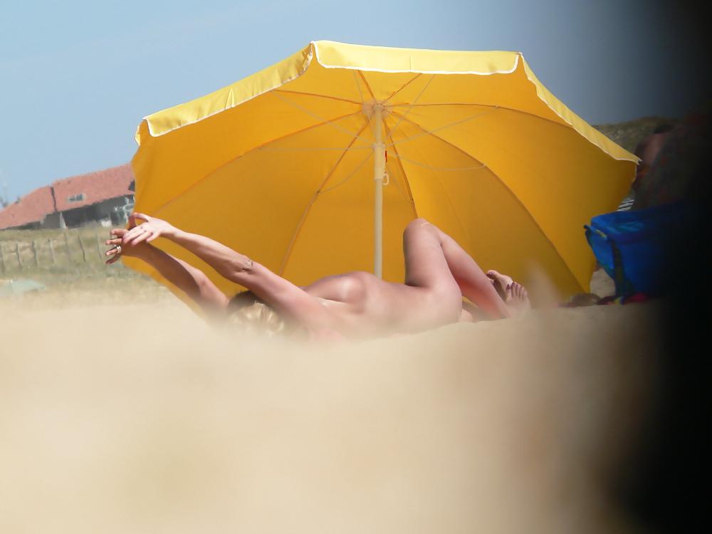10P Nude beach