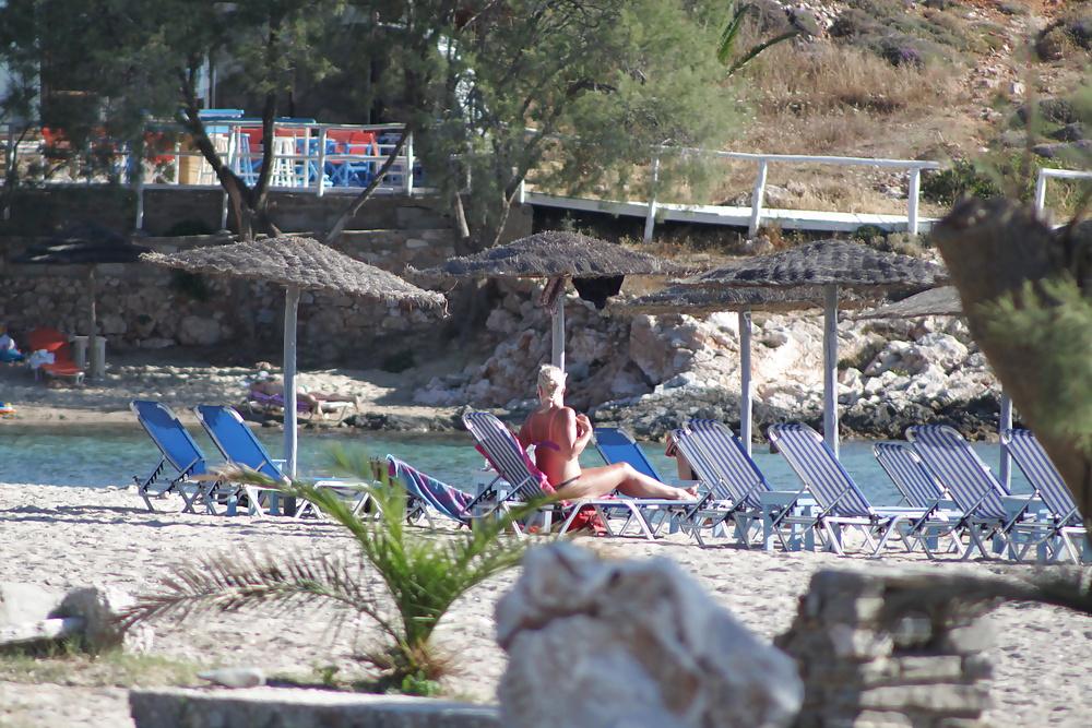 25P Topless and bikini beach in Paros4