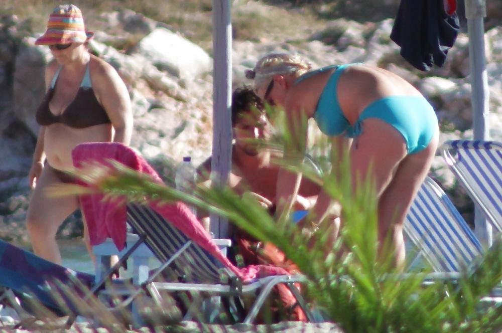 25P Topless and bikini beach in Paros4