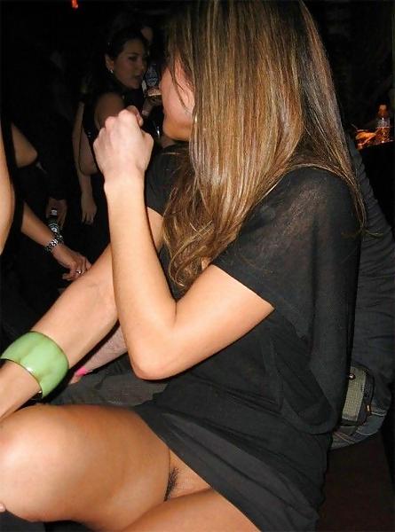15P Upskirt No Pants 36