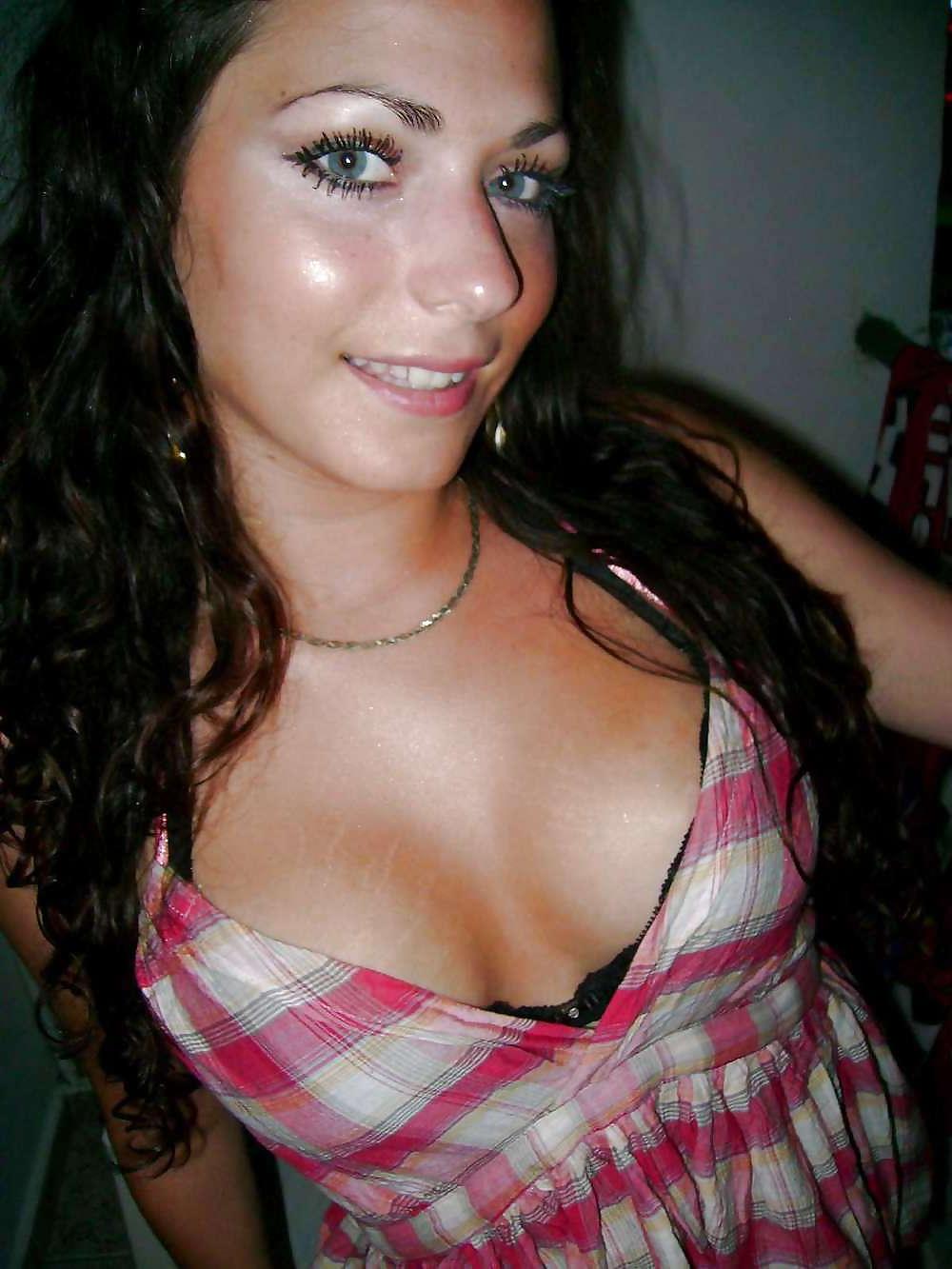 25P Beach Babe Elena