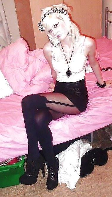 15P Chicks in Stockings, Pantyhose, Nylon 1