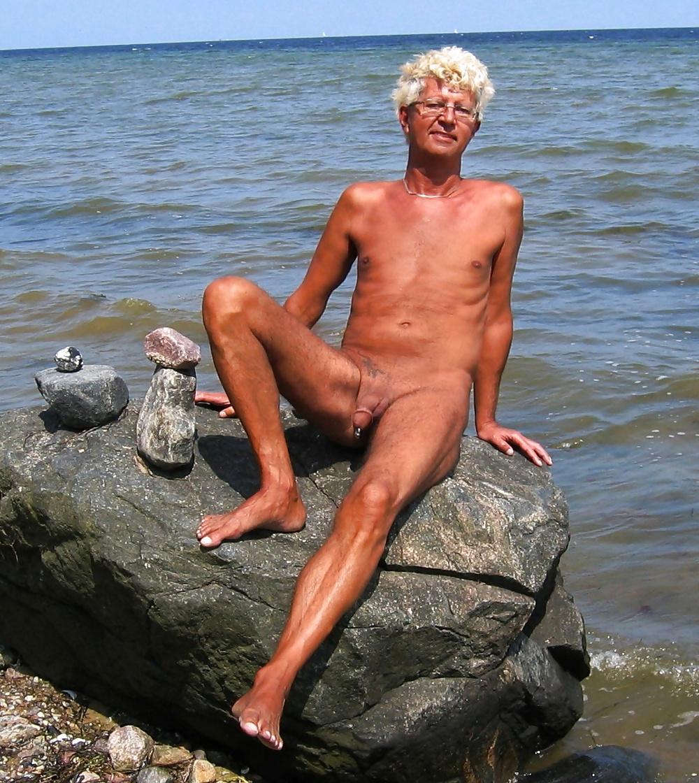 18P Naked on the public beach