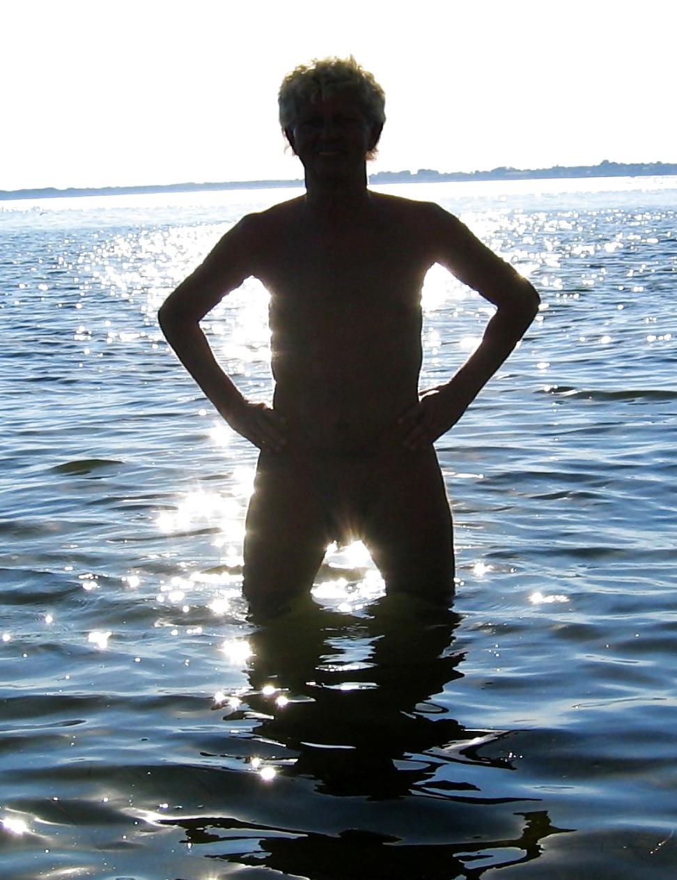 18P Naked on the public beach