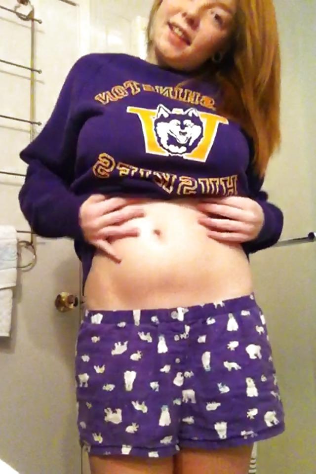 24P College Girl From Washington With Nice Tits