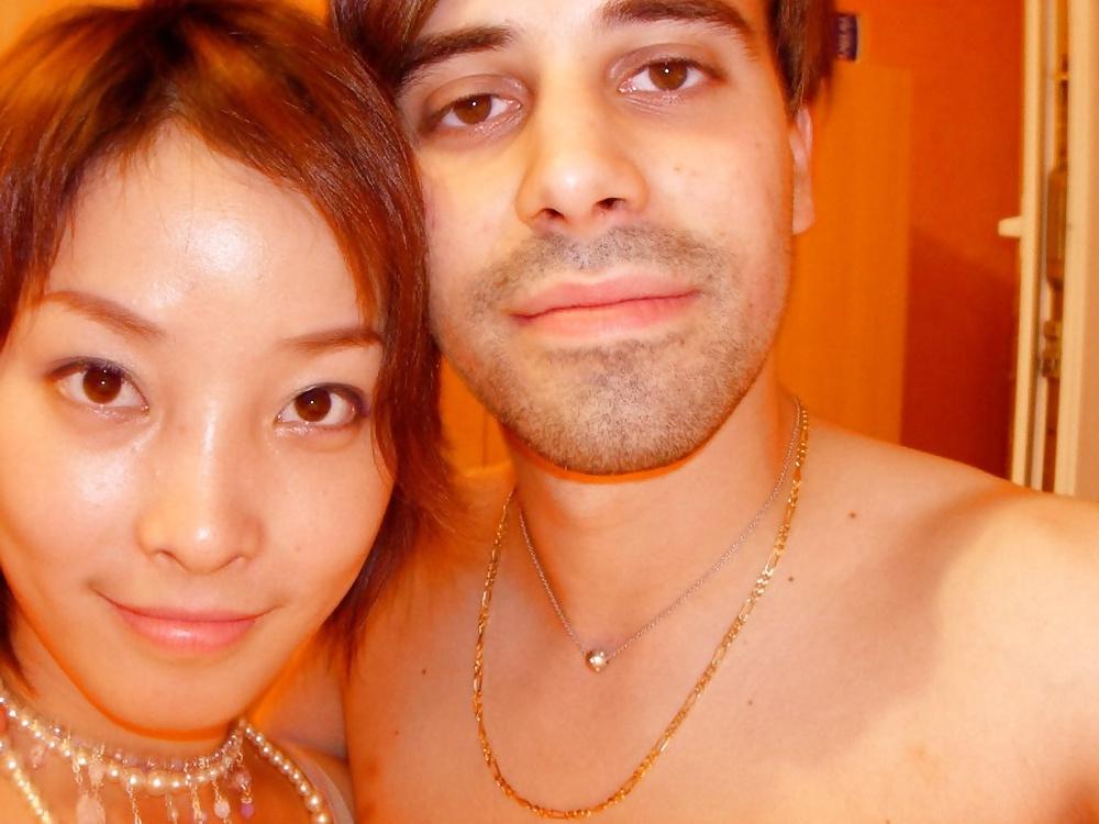 25P Married Woman Selfie 007