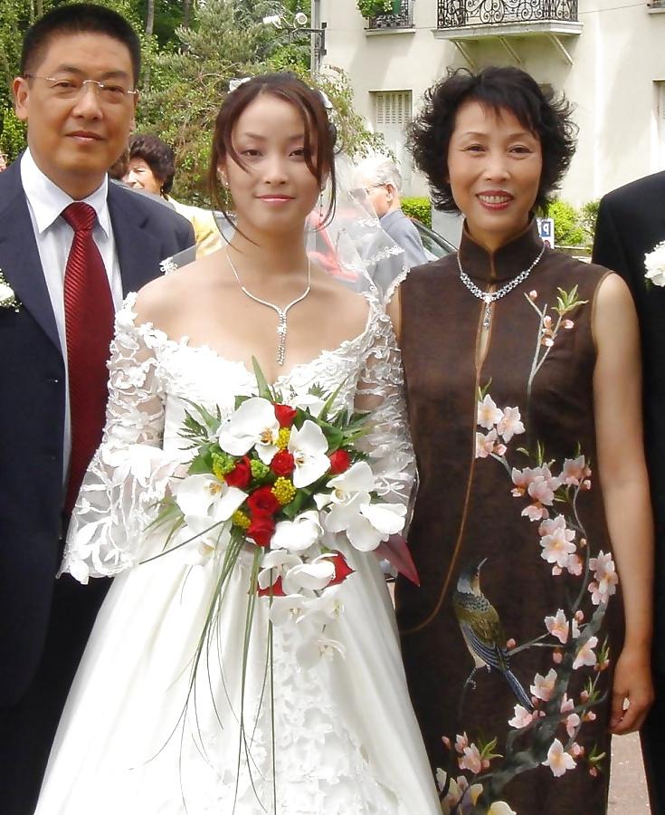 25P Married Woman Selfie 007