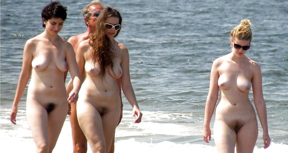 12P Nice Shape and Nice Bush at the Beach