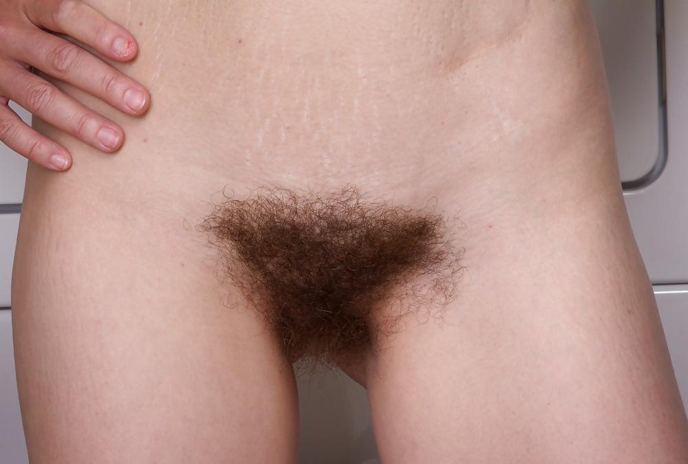 25P From the Moshe Files: Show Us Your Delicious Hairy Twat
