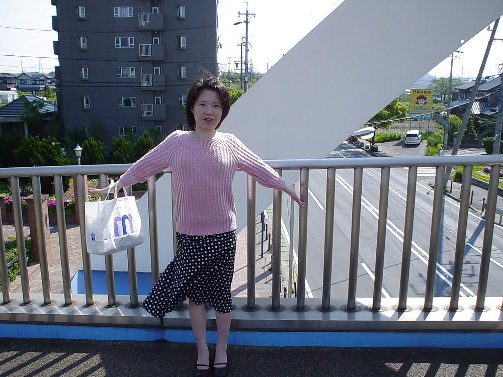 12P Japanese wife Kurumi's dirty pix