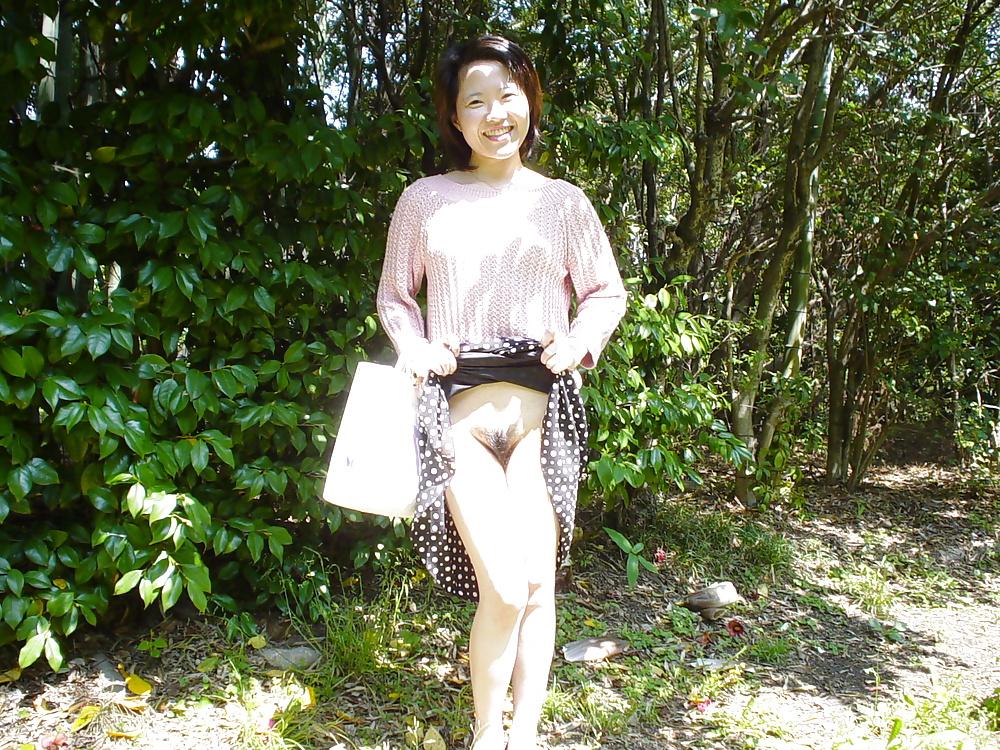 12P Japanese wife Kurumi's dirty pix