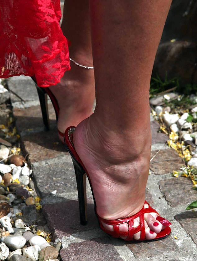 25P Feet no nylon 4 (by tm)