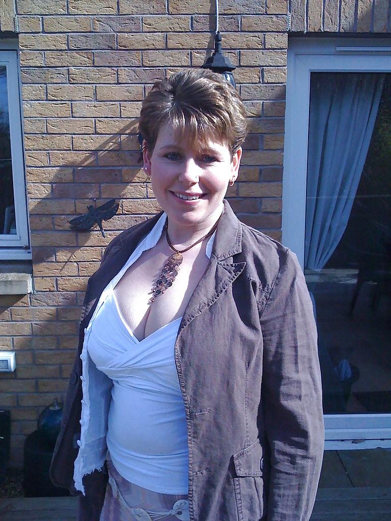 25P Big Titted Scottish  Wife  Barbara Campbell Exposed