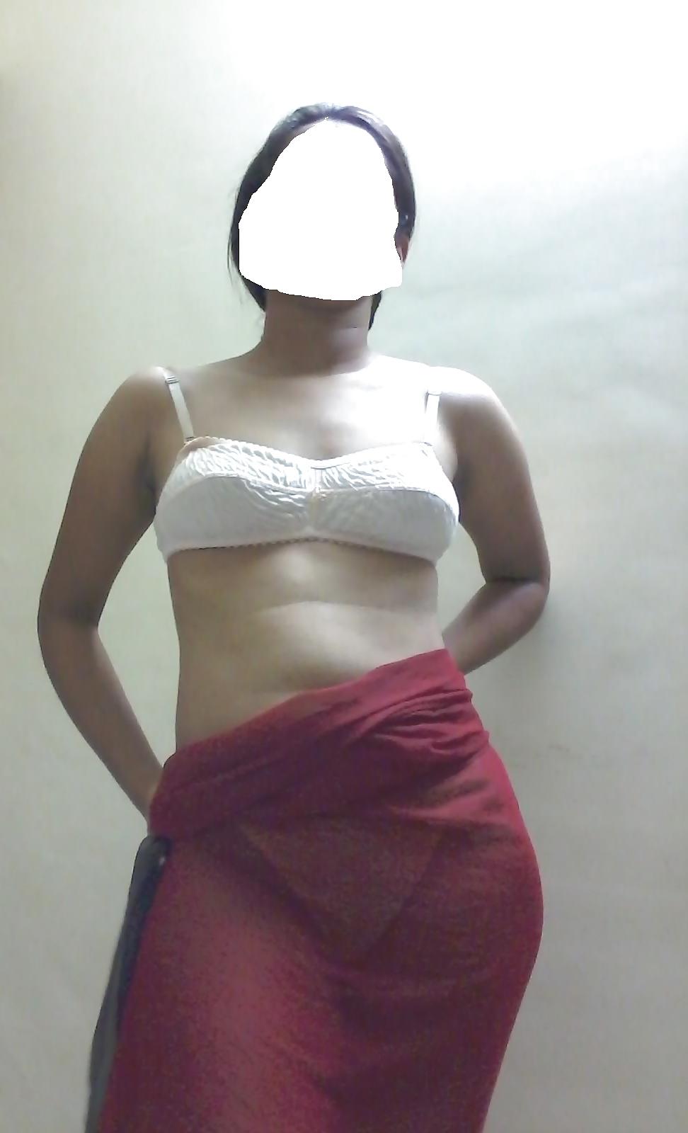 10P Sexy Indian woman to jerk off