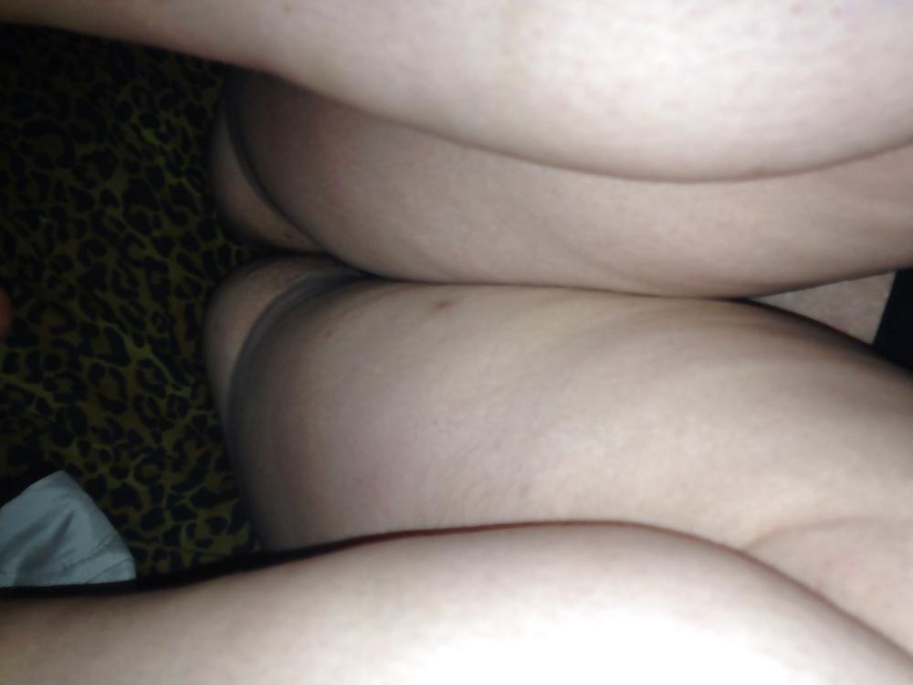 10P Wife's hairy pussy