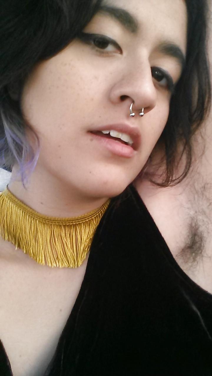 25P Hairy girls with furs