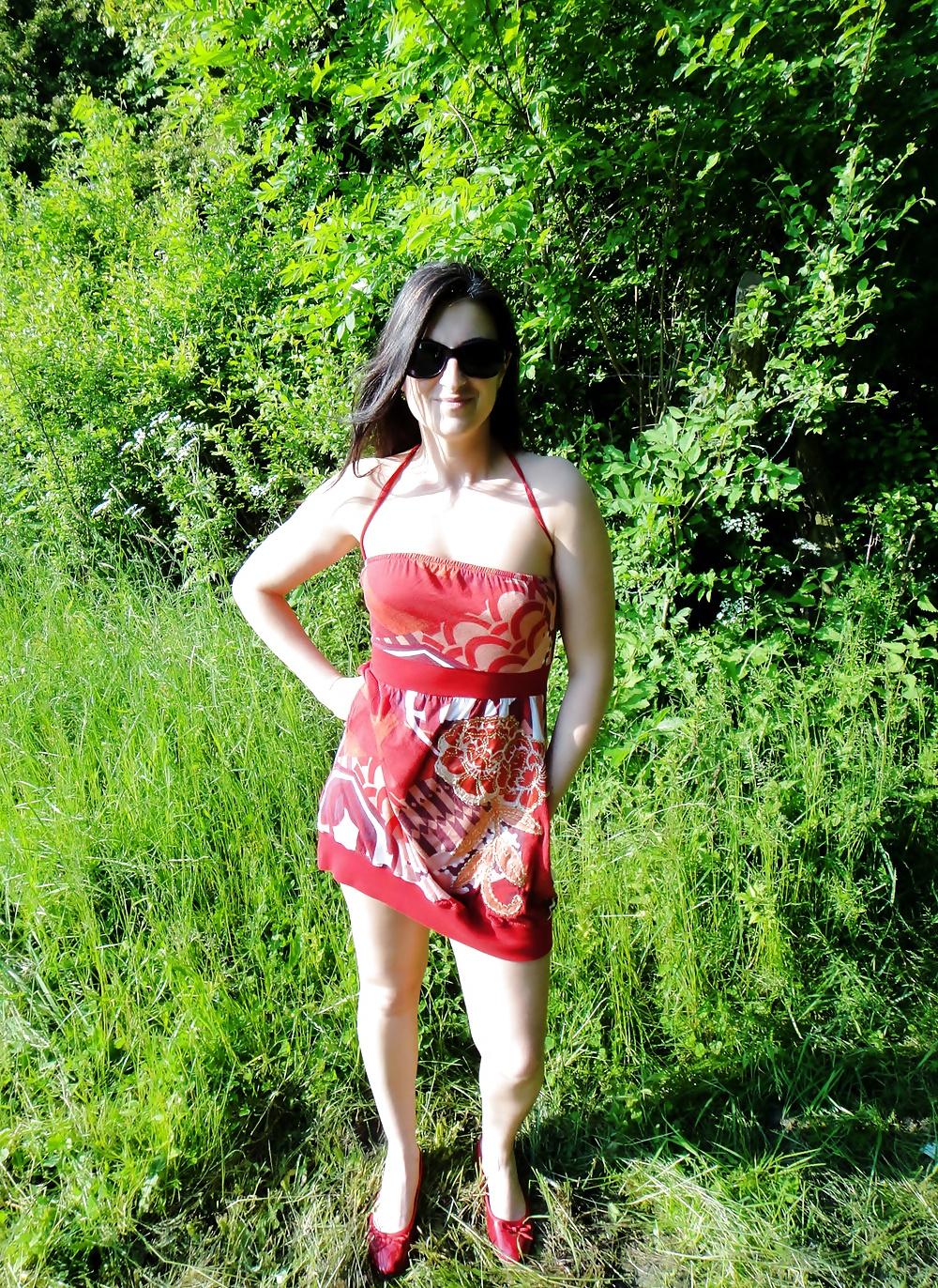 15P SweetSarah outdoor flashing with toy inside her pussy